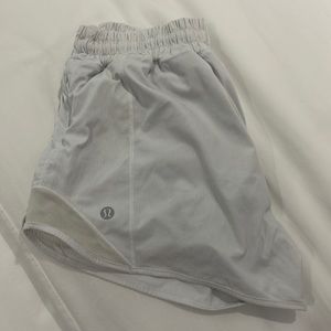 Lululemon shorts size 4